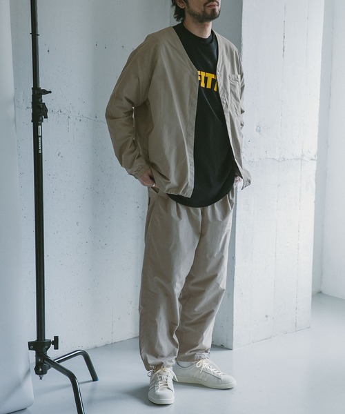 BURLAP OUTFITTER（バーラップアウトフィッター）の「『別注』BURLAP OUTFITTER×DOORS　SupplexNylonCARDIGAN2（ナイロンジャケット・メンズ・ブルー/ダークグレー/ライトグレー/ライトカーキ・M/L）」の5枚目の写真