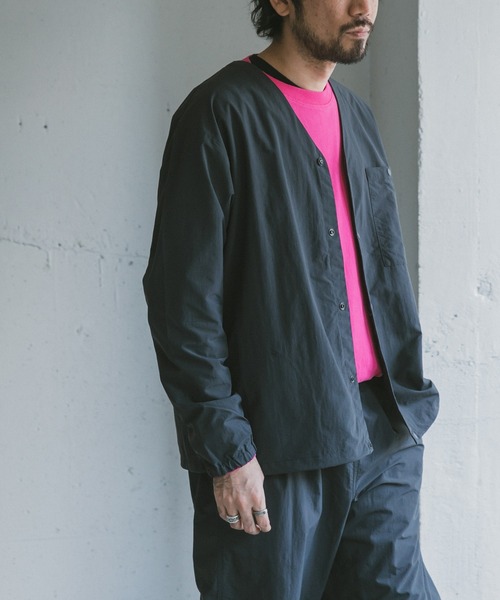 BURLAP OUTFITTER（バーラップアウトフィッター）の「『別注』BURLAP OUTFITTER×DOORS　SupplexNylonCARDIGAN2（ナイロンジャケット・メンズ・ブルー/ダークグレー/ライトグレー/ライトカーキ・M/L）」の7枚目の写真