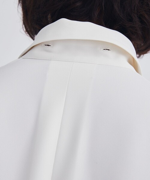 LiNoH(リノー)の「DRAPE SCARF SHIRT(シャツ/ブラウス・メンズ・オフホワイト/ライトブルーグレー/ブラック・1/2)」の14枚目の写真