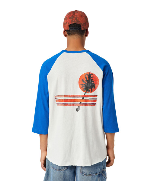 DIESEL（ディーゼル）の「メンズ Tシャツ 七分丈（Tシャツ/カットソー・メンズ・ホワイト×ブルー・MEDIUM/XX-LARGE/X-LARGE/XXX-LARGE/LARGE/SMALL/X-SMALL）」の8枚目の写真