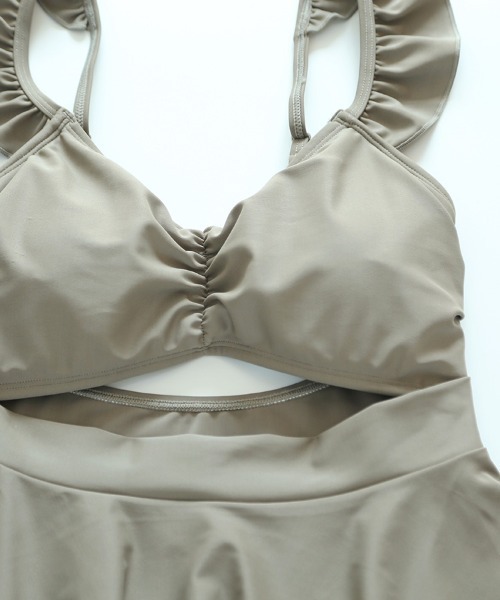Dalfwin（ダールフィン）の「2022 S/S 春夏 水着レディース ハイウエスト切り替えフリルワンピース（水着・レディース・グリーン/ブラック/グレイッシュベージュ・SMALL/MEDIUM/LARGE）」の17枚目の写真