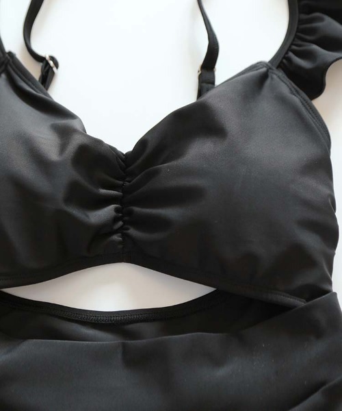 Dalfwin（ダールフィン）の「2022 S/S 春夏 水着レディース ハイウエスト切り替えフリルワンピース（水着・レディース・グリーン/ブラック/グレイッシュベージュ・SMALL/MEDIUM/LARGE）」の7枚目の写真