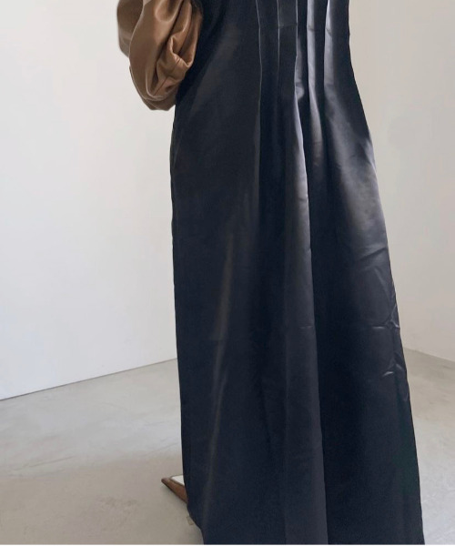 AMERI アメリ GATHER SLEEVE WAIST TUCK DRESS Ameri（アメリ）の「GATHER SLEEVE WAIST TUCK DRESS