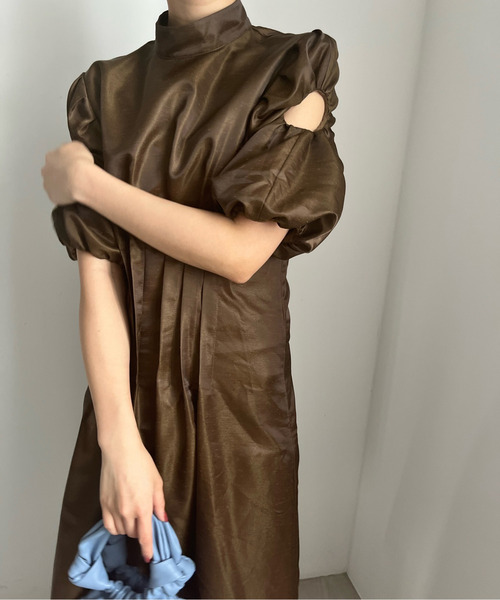 Ameri（アメリ）の「GATHER SLEEVE WAIST TUCK DRESS