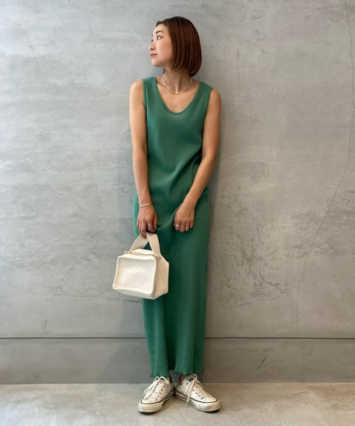 INTER FACTORY(インターファクトリー)の「WEARISTA yan - リブメロウワンピース made in INTER FACTORY(ワンピース・レディース・ホワイト/ブラック/ブルー/グリーン・SMALL/MEDIUM)」の3枚目の写真