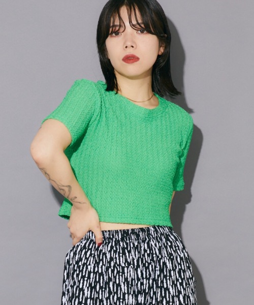 Bloom Closet(ブルームクローゼット)の「‘Wave’リンクルトップス(Tシャツ/カットソー・レディース・ホワイト/パープル/グリーン・MEDIUM/LARGE)」の5枚目の写真
