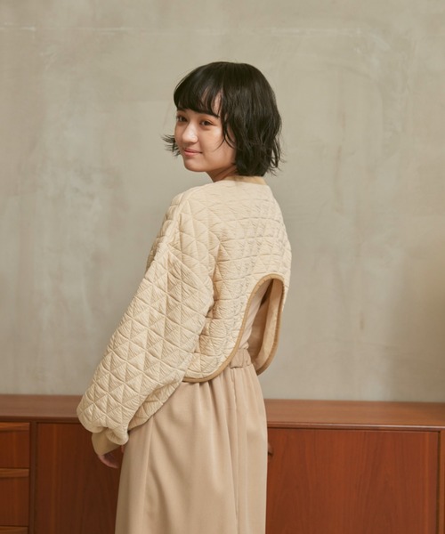 moi tytto（モイテュット）の「配色キルティングトップス（スウェット・レディース・オレンジ/ベージュ/カーキ・FREE）」の10枚目の写真