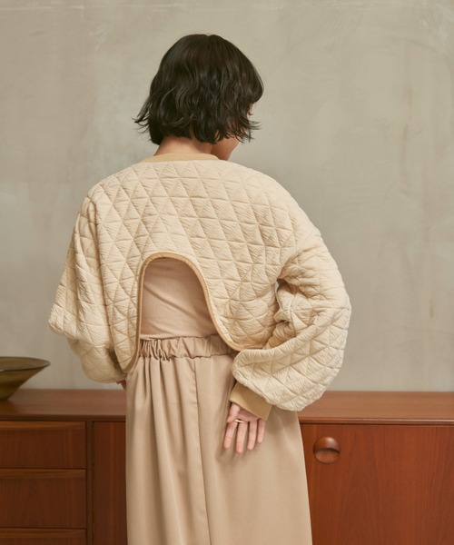 moi tytto（モイテュット）の「配色キルティングトップス（スウェット・レディース・オレンジ/ベージュ/カーキ・FREE）」の13枚目の写真