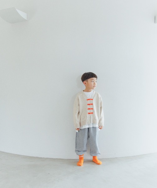 LOWRYS FARM（ローリーズファーム）の「ニットチャイナカーディガン　356928（ニット/セーター・キッズ・アイボリー/ブラック/パープル・110cm/120cm/130cm/140cm/150cm）」の16枚目の写真