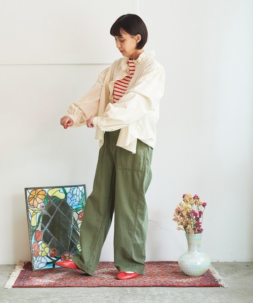 CHILD WOMAN（チャイルドウーマン）の「シャツコール フリル衿シャツ（シャツ/ブラウス・レディース・サックスブルー/アイボリー/ダークブラウン・FREE）」の9枚目の写真