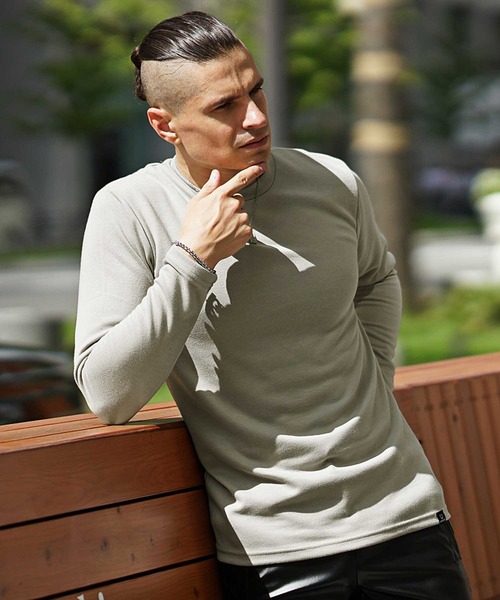 SOMEDIFF（サムディフ）の「【SOMEDIFF】プレミアム長袖Tシャツ メンズ ロンT 無地 クルーネック Vネック ゴルフウェア カットソー スリムフィット 春服 冬服（Tシャツ/カットソー・メンズ・ホワイト/ブラック/ネイビー/グレー/ホワイト系1/ブラック系1/グレー系1/ネイビー系1/ダークベージュ/アッシュグレー/ベージュ系1/グレー系2/ホワイト系2/ブラック系2/レッド/レッド系1・M/L/XL/XXL）」の11枚目の写真