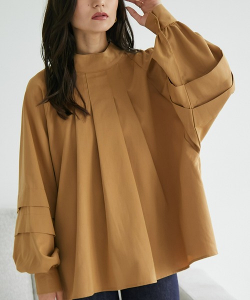 ECRIRE（エクリール）の「【miho.a.nicoコラボ】タックスリーブブラウス（シャツ/ブラウス・レディース・ベージュ/ブラック/オフホワイト・M/L）」の7枚目の写真