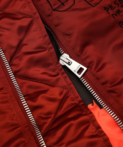 ETUDES(エチュード)の「HORIZON CASSIUS CLAY BRICK RED(MA-1・メンズ・レッド・46/48/50)」の7枚目の写真