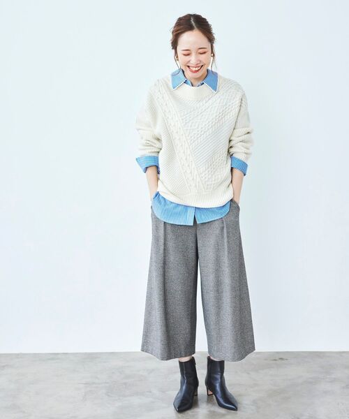 le.coeur blanc（ルクールブラン）の「パッチワークケーブルニットプルオーバー（ニット/セーター・レディース・ブラック/アイボリー/グレー・38）」の5枚目の写真