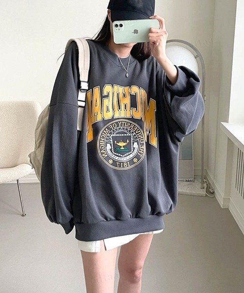 Dalfwin(ダールフィン)の「2022 AW 秋冬 韓国ファッション スウェット レディース MICHIGANプリント パーカー フーディー トレーナー トップス オーバーサイズ ビッグシルエット 2type(スウェット・レディース・ブラック/チャコールグレー/ネイビー・FREE)」の11枚目の写真
