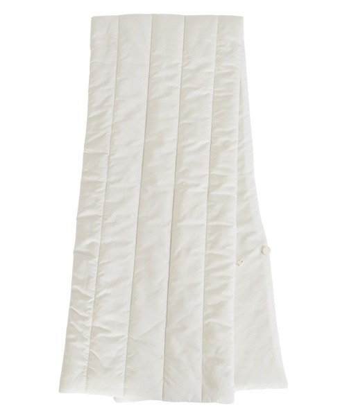 Pierrot（ピエロ）の「キルティングマフラー（ストール/ショール・レディース・ブラック/アイボリー・FREE）」の8枚目の写真