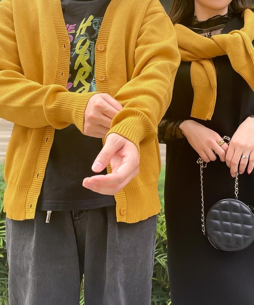 KOBE LETTUCE(コウベレタス)の「ユニセックスロングorショートニットカーディガン(カーディガン/ボレロ・レディース・ピンク系/グリーン/グレイッシュベージュ/ブラック/ホワイト系/ブラック系/ブラウン系/ホワイト系1/パープル系/ピンク/ベージュ系/グリーン系/パープル/イエロー系/テラコッタ/マスタード・2/1)」の21枚目の写真
