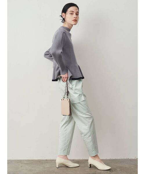 ELENDEEK（エレンディーク）の「2WAYモードペプラムニット（ニット/セーター・レディース・ライトブルー/ブラック/グレー/オフホワイト・FREE）」の16枚目の写真