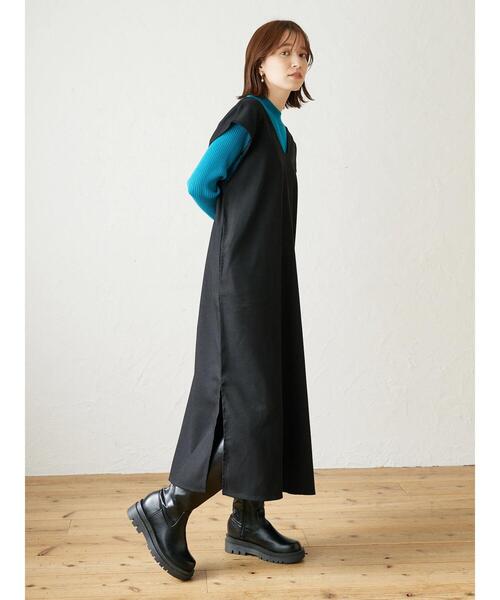 Petit fleur(プチフルール)の「・Petit Fleur Vネックワンピース(ジャンパースカート・レディース・ライトカーキ/グレイッシュベージュ/ブラウン/ブラック・FREE)」の21枚目の写真