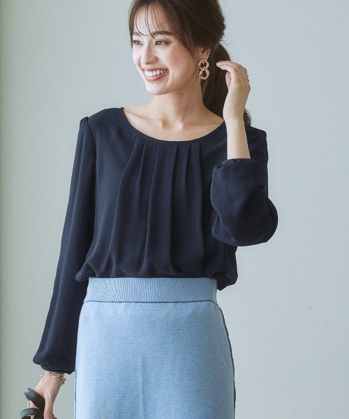 7days Life Styling(セブンデイズライフスタイリング)の「【あったか裏地付】シフォン前タックブラウス(シャツ/ブラウス・レディース・サックスブルー系/オフホワイト/ネイビー/グレー/モカ/パープル系/ライトベージュ/ブラック・S/L/LL/M)」の7枚目の写真