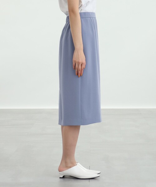 INDIVI（インディヴィ）の「◆【こなれSETUP/洗える】ストレートスカート（スカート・レディース・ライトグリーン系/サックスブルー系5/ブラック/グレー系その他6・42/40/13/03/36/05/15 /12/38/34/17/19）」の7枚目の写真