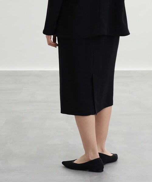 INDIVI（インディヴィ）の「◆【こなれSETUP/洗える】ストレートスカート（スカート・レディース・ライトグリーン系/サックスブルー系5/ブラック/グレー系その他6・42/40/13/03/36/05/15 /12/38/34/17/19）」の15枚目の写真