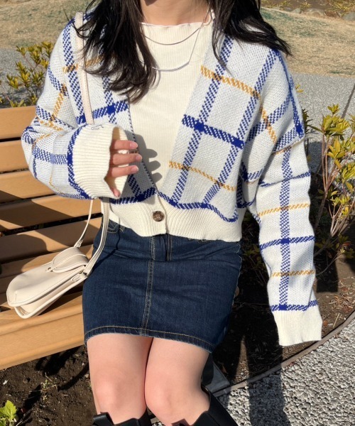 nemne store(ネンネストア)の「深Vネックチェック柄カーディガン(カーディガン/ボレロ・レディース・グリーン/ピンク/ブルー/アイボリー・フリー)」の16枚目の写真