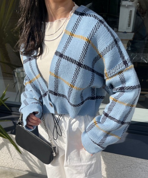 nemne store(ネンネストア)の「深Vネックチェック柄カーディガン(カーディガン/ボレロ・レディース・グリーン/ピンク/ブルー/アイボリー・フリー)」の17枚目の写真