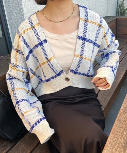 nemne store(ネンネストア)の「深Vネックチェック柄カーディガン(カーディガン/ボレロ・レディース・グリーン/ピンク/ブルー/アイボリー・フリー)」の9枚目の写真