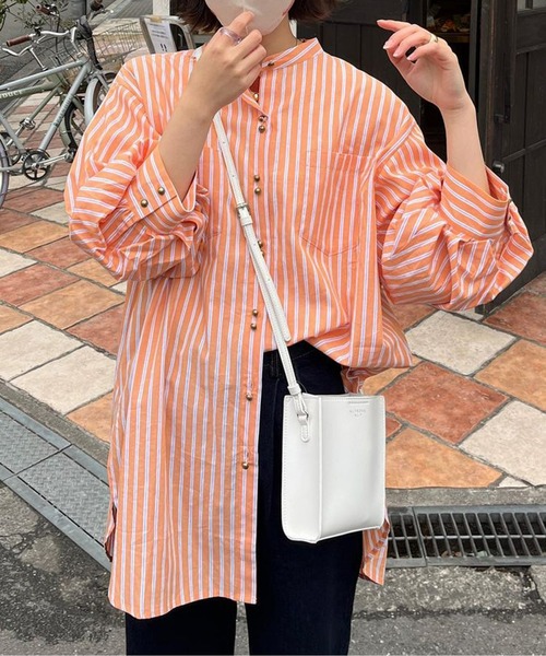 CPCM（シーピーシーエム）の「Wボタンストライプ袖ボリュームブラウス（シャツ/ブラウス・レディース・ネイビー/オレンジ/サックスブルー/グリーン・FREE）」の4枚目の写真