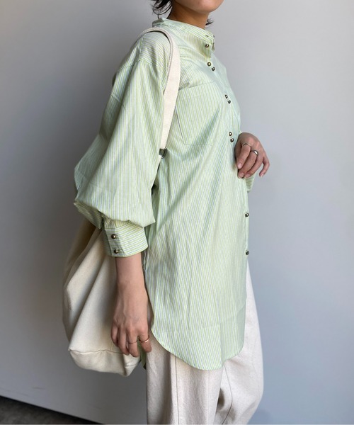 CPCM（シーピーシーエム）の「Wボタンストライプ袖ボリュームブラウス（シャツ/ブラウス・レディース・ネイビー/オレンジ/サックスブルー/グリーン・FREE）」の18枚目の写真