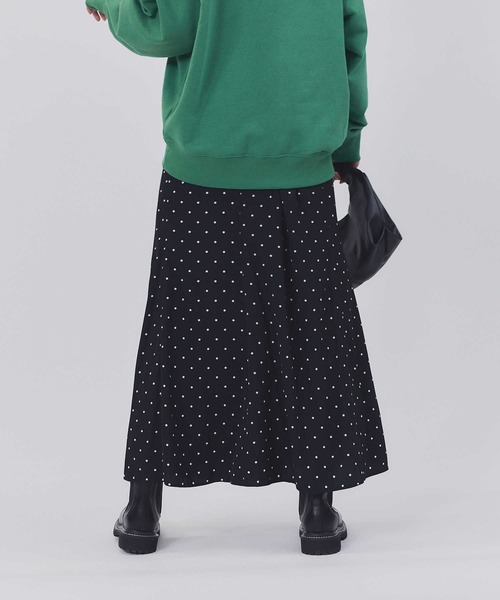 HONEYSUCKLE ROSE（ハニーサックルローズ）の「【HONEYSUCKLE ROSE】裾フレアスカート（スカート・レディース・ブラック/ブルー/ダークインディゴブルー/ホワイト×ブラック・M/L）」の10枚目の写真