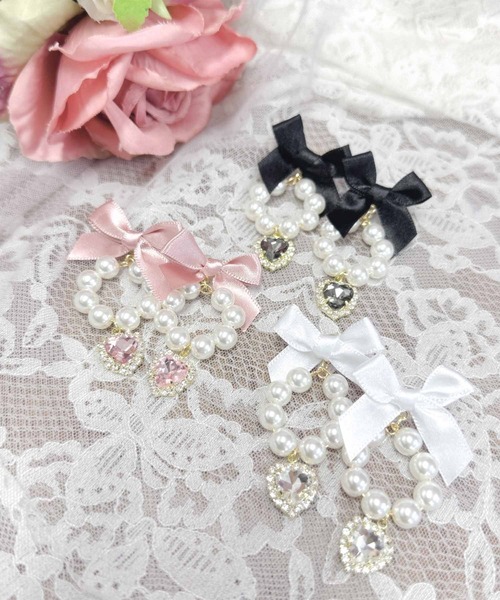 ROJITA(ロジータ)の「リボン付サークルパールイヤリング(イヤリング・レディース・ピンク/ブラック/ホワイト・FREE)」の11枚目の写真