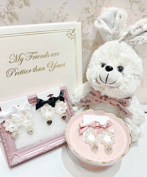 ROJITA(ロジータ)の「リボン付サークルパールイヤリング(イヤリング・レディース・ピンク/ブラック/ホワイト・FREE)」の9枚目の写真