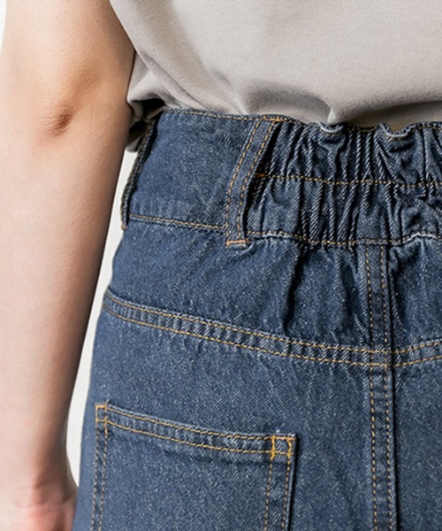 atONE（アットワン）の「atONE ウエストタックハイウエストセミワイドパンツ（デニムパンツ・レディース・ブルー/ネイビー/ダークインディゴブルー/サックスブルー系・LL/L/3L/4L/M）」の16枚目の写真