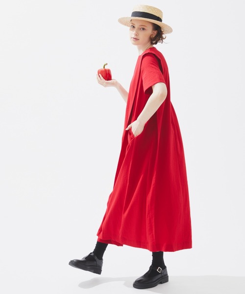 EDIT Gris（エディットグリ）の「【ボディラインを拾わないゆったりシルエット】半袖リネンタッチワンピース（ワンピース・レディース・レッド/ブルー/ブラック/ライトベージュ・FREE）」の19枚目の写真