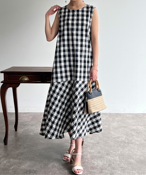 Chez toi（シェトワ）の「裾ティアードノースリワンピース（ワンピース・レディース・レッド/ライム/ブラック/ブラック系その他・FREE）」の11枚目の写真