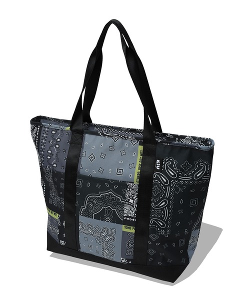 KiU(キウ)の「600D A4対応デイリートートバッグ(18L)(トートバッグ・レディース・ベージュ/ブラック/カーキ/ブラック系その他/ブルー系その他/アニマル/カラフル/ブラック×ライム/ブラック×カーキ/ブラック系その他3/ブラック系その他2・FREE)」の13枚目の写真