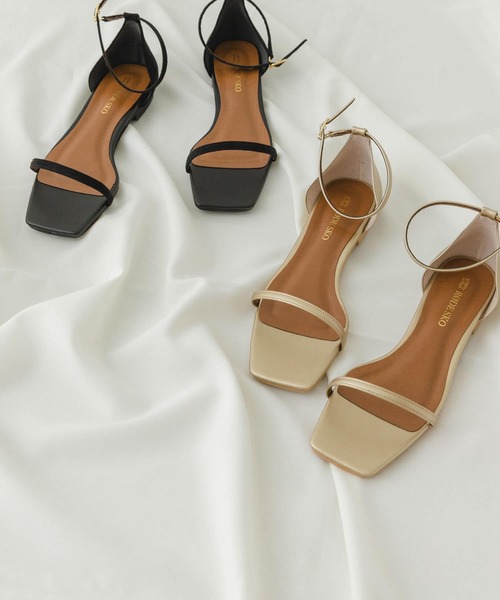 RODE SKO（ロデスコ）の「『MADE IN JAPAN』 ナローストラップフラットサンダル（サンダル・レディース・ブラック/ゴールド・36/37/38）」の13枚目の写真