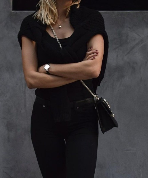 MOCKBERG(モックバーグ)の「【MOCKBERG】モックバーグ プティット Petite(アナログ腕時計・レディース・ブラウン/ホワイト×ブラック/イエローゴールド・FREE)」の12枚目の写真