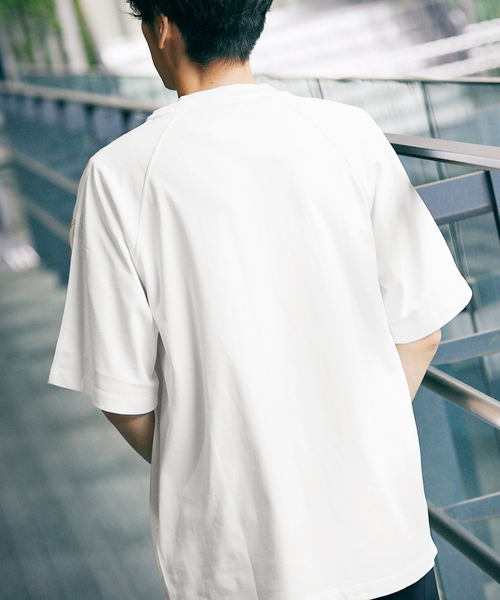 417 EDIFICE(フォーワンセブンエディフィス)の「スプリットラグラン タフTシャツ(Tシャツ/カットソー・メンズ・ホワイト/ブラック/ライトグリーン/ベージュ・MEDIUM/X-LARGE/LARGE)」の12枚目の写真
