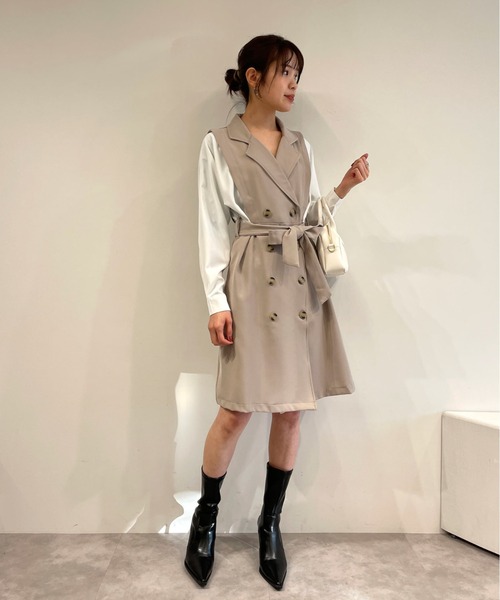 Olu.(オルドット)の「トレンチドッキングワンピース(ワンピース・レディース・ベージュ/モカ・FREE)」の5枚目の写真