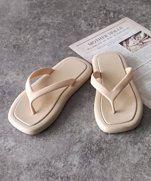 Riberry（リベリー）の「スクエアトゥビーチサンダル（サンダル・レディース・ブラック/ベージュ/ブラウン/ホワイト・MEDIUM/LARGE）」の7枚目の写真