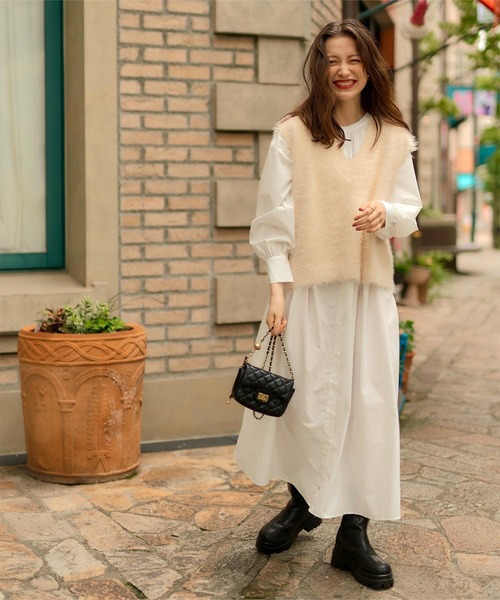 titivate（ティティベイト）の「バンドカラーギャザーシャツワンピース（シャツワンピース・レディース・オフホワイト/ブラック系その他/パープル系その他/ブルー系その他・S/M）」の10枚目の写真