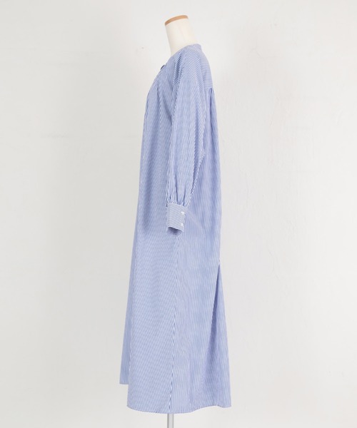 titivate（ティティベイト）の「バンドカラーギャザーシャツワンピース（シャツワンピース・レディース・オフホワイト/ブラック系その他/パープル系その他/ブルー系その他・S/M）」の18枚目の写真