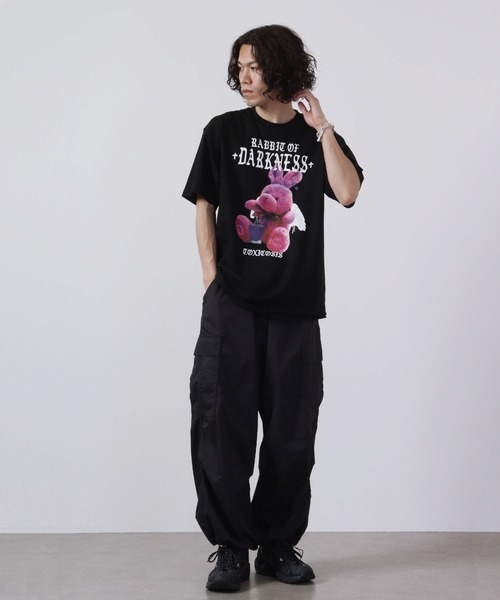 MODISH GAZE(モディシュガゼ)の「MODISH GAZE アニマルプリント半袖Tシャツ ラビット RABBIT(Tシャツ/カットソー・メンズ・ブラック系/ブラック・F)」の3枚目の写真