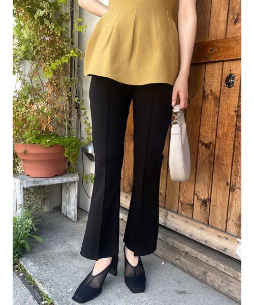 LAGUNAMOON（ラグナムーン）の「ポンチセミフレアパンツ（その他パンツ・レディース・ベージュ/ブラック・SMALL/MEDIUM）」の2枚目の写真