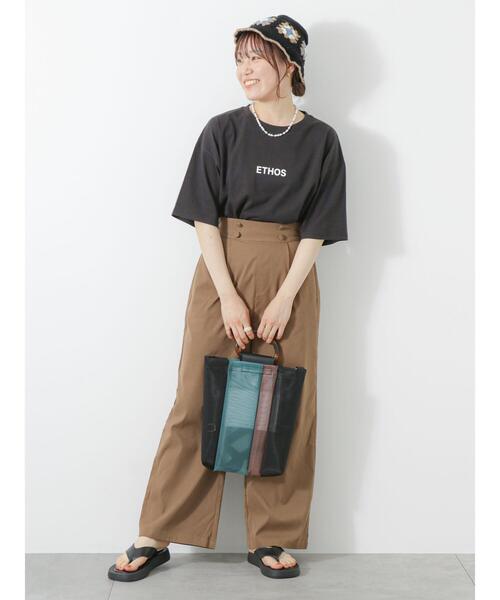 ehka sopo（エヘカソポ）の「プチロゴTシャツ（Tシャツ/カットソー・レディース・オフホワイト/ベージュ/ブラック/ミント・F）」の6枚目の写真