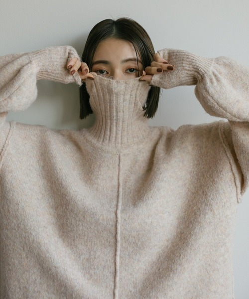 select MOCA(セレクトモカ)の「リンキングボリュームスリーブニット(ニット/セーター・レディース・ブラック/サックスブルー/アイボリー/グレイッシュベージュ・FREE)」の14枚目の写真