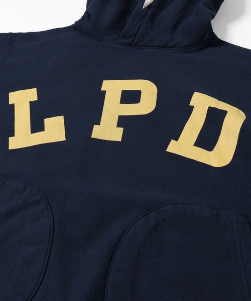 GYPSY&SONS（ジプシーアンドサンズ）の「80 SWEAT PARKA PT college　ハチマルスウェットパーカー　プリントカレッジ（パーカー・メンズ・ネイビー/アッシュグレー/グリーン・MEDIUM/LARGE/SMALL/X-LARGE）」の8枚目の写真